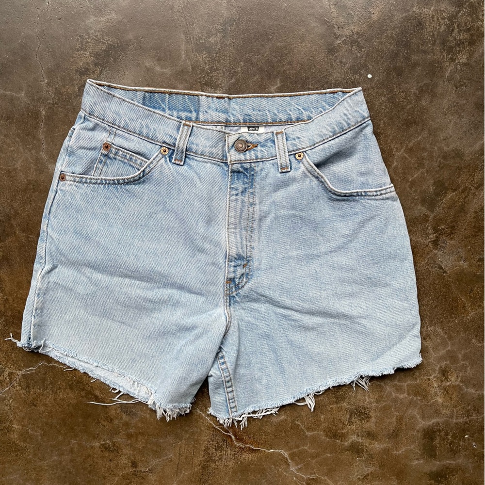Levi’s shorts